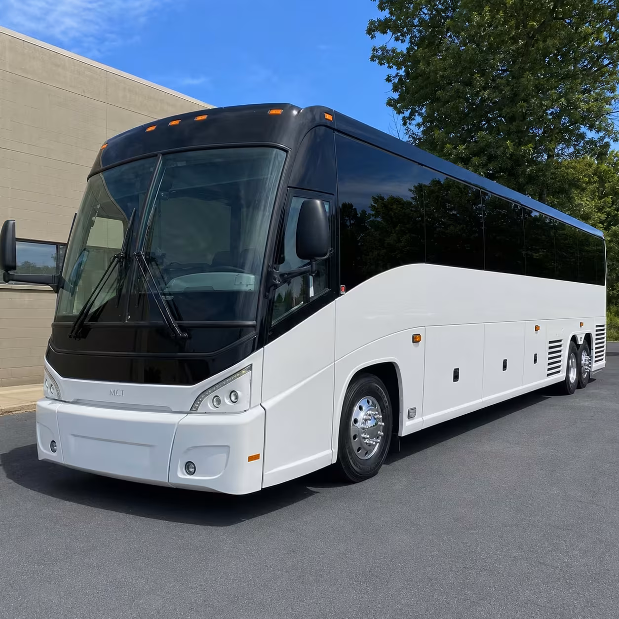 folsom youth group retreat and mission trip minibus rentals